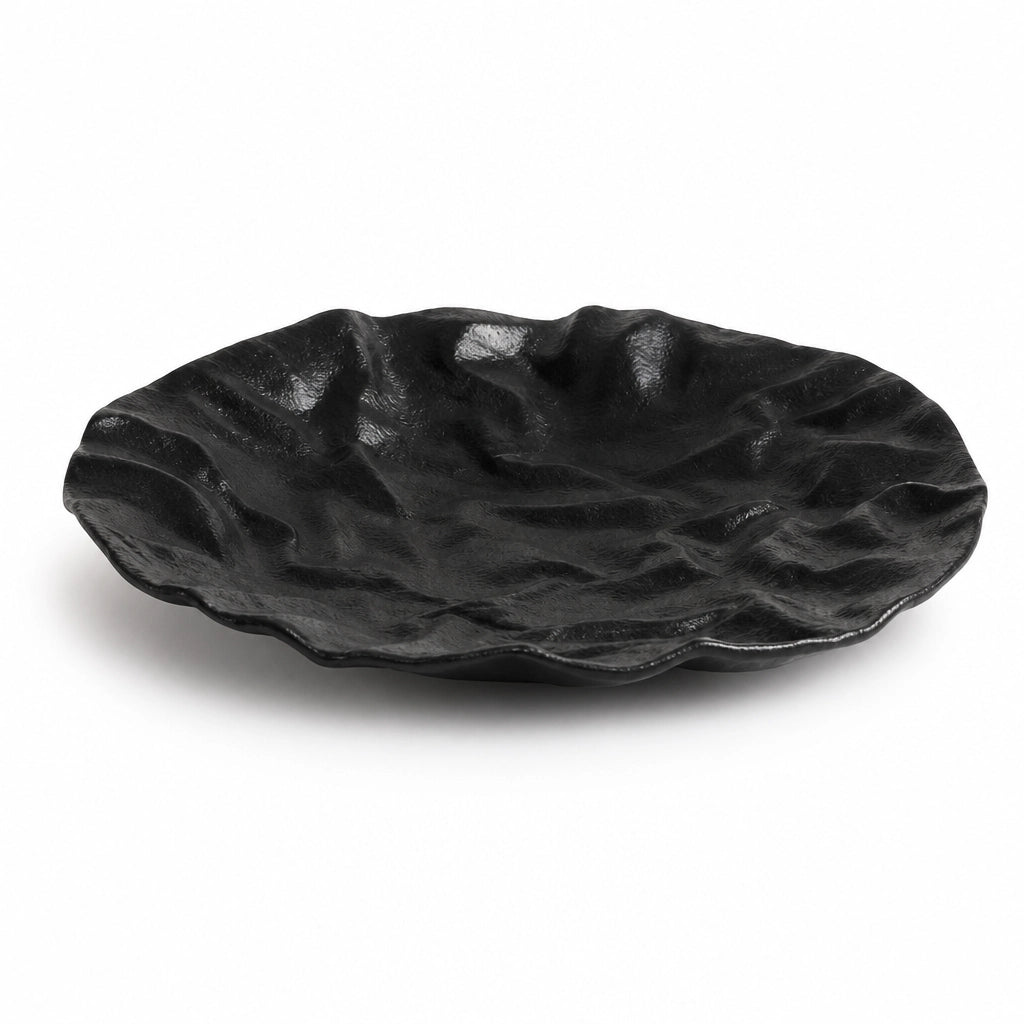 Assiette Faille Onyx - Packshot 3/4 fond blanc