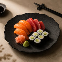 Assiette Petale Onyx - Sushi assortis nigiri sashimi maki